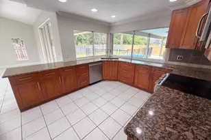 711 SE Celtic Ave, Port Saint Lucie, FL 34983 - Photo 11