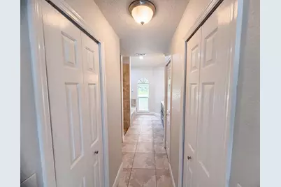 711 SE Celtic Avenue, Port Saint Lucie, FL 34983 - Photo 17