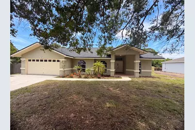 711 SE Celtic Avenue, Port Saint Lucie, FL 34983 - Photo 1