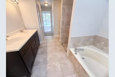 711 SE Celtic Avenue, Port Saint Lucie, FL 34983 - Photo 19