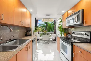 1000 E Island Blvd, Aventura, FL 33160 - Photo 5