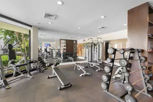 1000 E Island Blvd, Aventura, FL 33160 - Photo 33