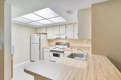 5530 NW 44th Street #216c, Lauderhill, FL 33319 - Photo 7