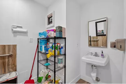 16811 NE 6th Avenue, North Miami Beach, FL  - Photo 35