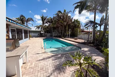 2902 Serenity Circle S, Fort Pierce, FL 34981 - Photo 5