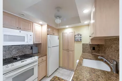111 Briny Avenue #22-12, Pompano Beach, FL 33062 - Photo 7