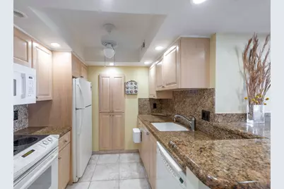 111 Briny Avenue #22-12, Pompano Beach, FL 33062 - Photo 5