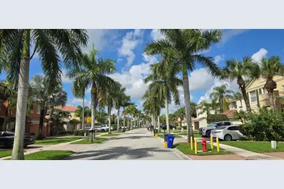 9138 Dupont Place, Wellington, FL 33414 - Photo 17