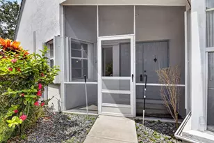10048 Country Brook Rd, Boca Raton, FL 33428 - Photo 5