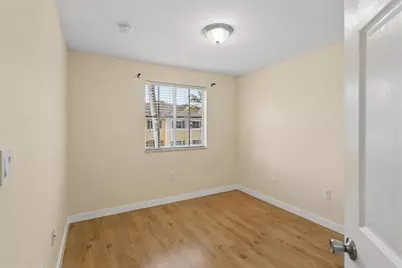 6036 SW 19th Place, North Lauderdale, FL 33068 - Photo 15