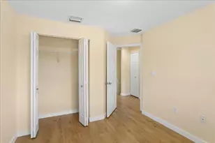 6036 SW 19th Pl, North Lauderdale, FL 33068 - Photo 7