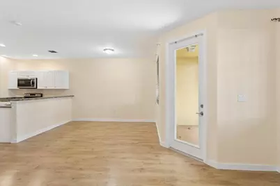 6036 SW 19th Place, North Lauderdale, FL 33068 - Photo 5