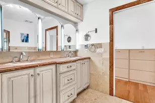 518 N Riverside Dr, Pompano Beach, FL 33062 - Photo 59