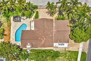 518 N Riverside Dr, Pompano Beach, FL 33062 - Photo 3