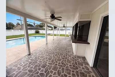 2305 SW Fern Circle, Port Saint Lucie, FL 34953 - Photo 35