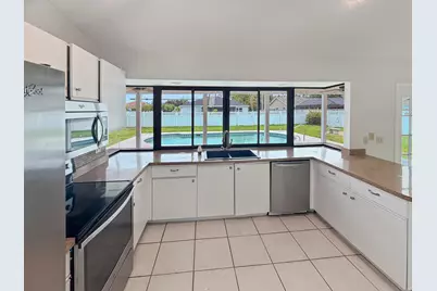 2305 SW Fern Circle, Port Saint Lucie, FL 34953 - Photo 23