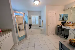 2097 SW Larchmont Ln, Port Saint Lucie, FL 34984 - Photo 17