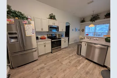 2097 SW Larchmont Lane, Port Saint Lucie, FL 34984 - Photo 5