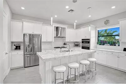 11720 Waterway Circle, Parkland, FL 33076 - Photo 15