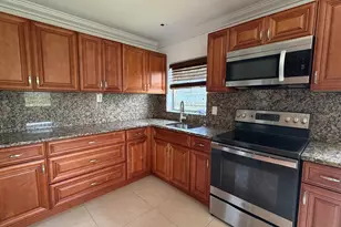 310 Dickson Dr, Fort Pierce, FL 34982 - Photo 21