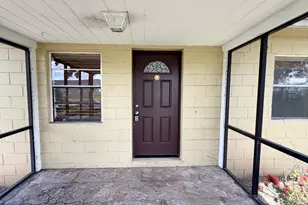 310 Dickson Dr, Fort Pierce, FL 34982 - Photo 3