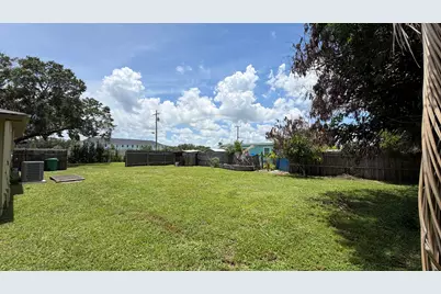 310 Dickson Drive, Fort Pierce, FL 34982 - Photo 43