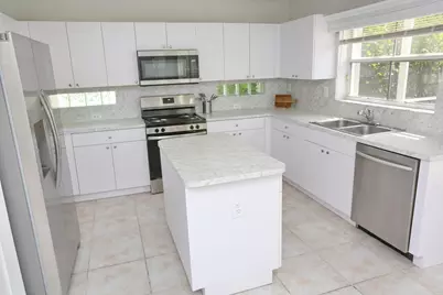 5157 NW 122nd Avenue, Coral Springs, FL 33076 - Photo 17