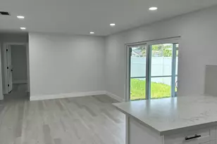 3261 SW 4th St, Deerfield Beach, FL 33442 - Photo 5