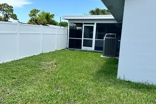 3261 SW 4th St, Deerfield Beach, FL 33442 - Photo 23