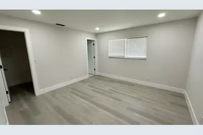 3261 SW 4th Street, Deerfield Beach, FL 33442 - Photo 11