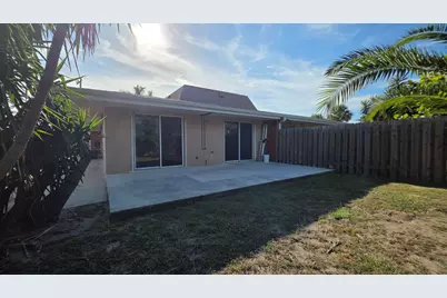 462 Hernando Street #B, Fort Pierce, FL 34949 - Photo 15