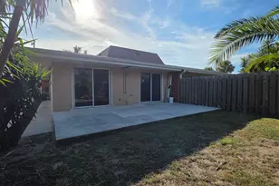 462 Hernando St, Fort Pierce, FL 34949 - Photo 15