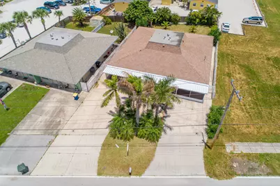 462 Hernando Street #B, Fort Pierce, FL 34949 - Photo 5