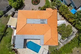 16686 Golfview Dr, Weston, FL 33326 - Photo 27
