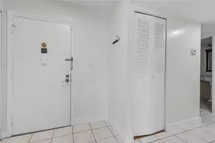 8205 NW 61st St, Tamarac, FL 33321 - Photo 3