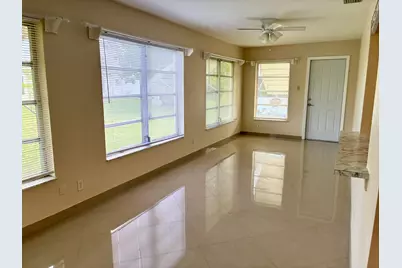 7470 NW 7th Place, Margate, FL 33063 - Photo 15