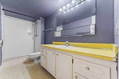 1400 Saint Charles Place #616, Pembroke Pines, FL 33026 - Photo 17