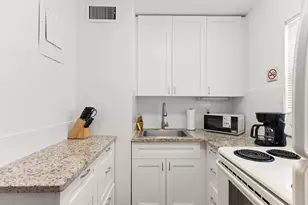 3225 NE 16th St, Pompano Beach, FL 33062 - Photo 17