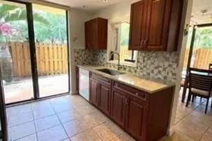5705 Fox Hollow Dr, Boca Raton, FL 33486 - Photo 5