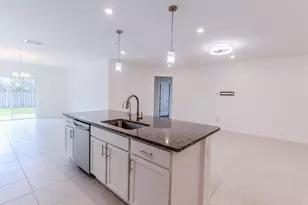 349 NW Aurora St, Port Saint Lucie, FL 34983 - Photo 5