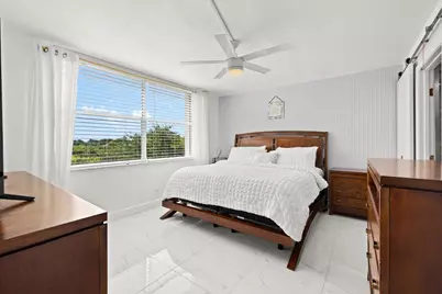 4550 NW 18th Avenue #406, Deerfield Beach, FL 33064 - Photo 15