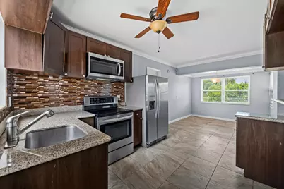 2199 NE 5th Avenue, Boca Raton, FL 33431 - Photo 3