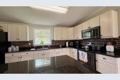 5820 E Tangerine Lane, Okeechobee, FL 34972 - Photo 3