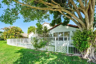 18724 Sea Turtle Ln, Boca Raton, FL 33498 - Photo 3
