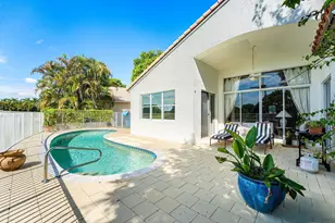 18724 Sea Turtle Ln, Boca Raton, FL 33498 - Photo 9