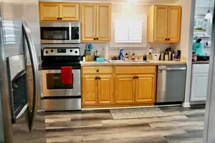 12 SE Spanish Way, Port Saint Lucie, FL 34952 - Photo 5