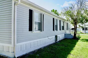 12 SE Spanish Way, Port Saint Lucie, FL 34952 - Photo 31