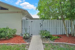 8850 Ranta Ct, Boynton Beach, FL 33436 - Photo 3