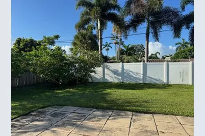 2624 NE 8th Court, Pompano Beach, FL 33062 - Photo 9
