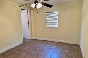 2624 NE 8th Ct, Pompano Beach, FL 33062 - Photo 7
